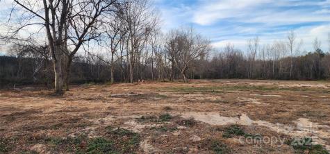 151 Cobb Road Blacksburg SC 29702