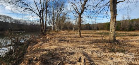 151 Cobb Road Blacksburg SC 29702