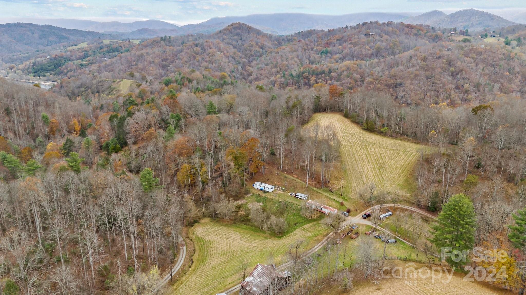 222 Indigo Bunting Lane Marshall NC 28753
