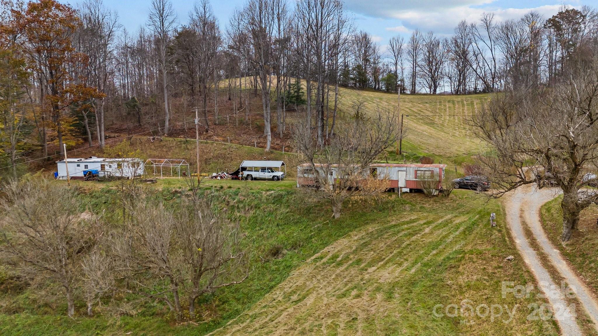 222 Indigo Bunting Lane Marshall NC 28753