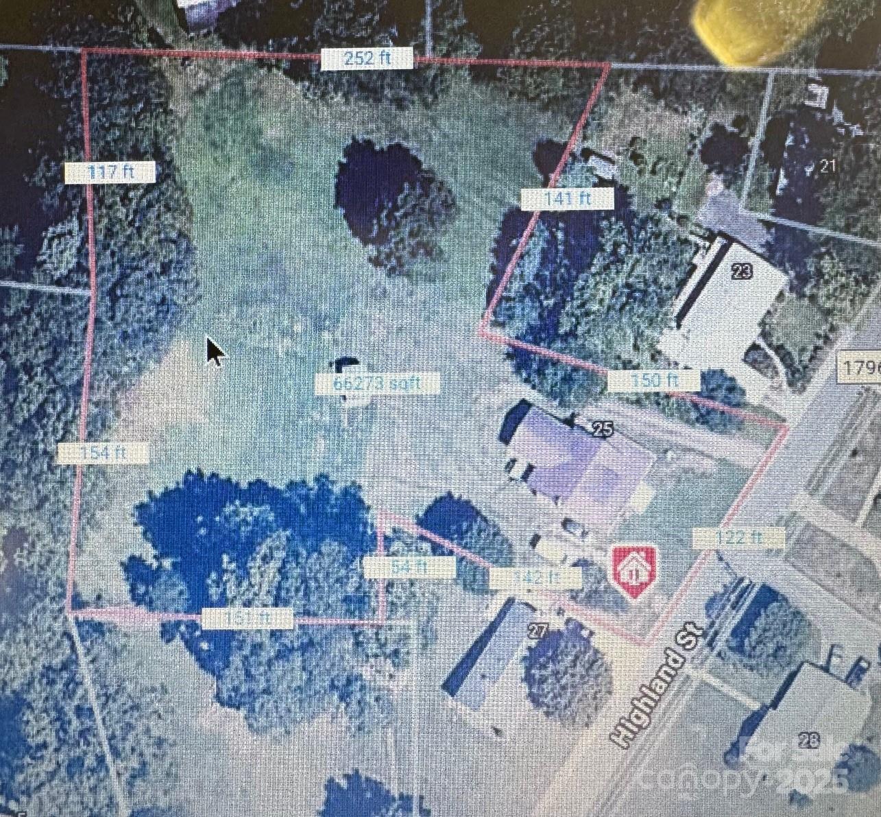 25 Highland Street Weaverville NC 28787