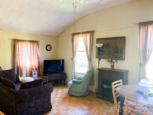 25 Highland Street Weaverville NC 28787