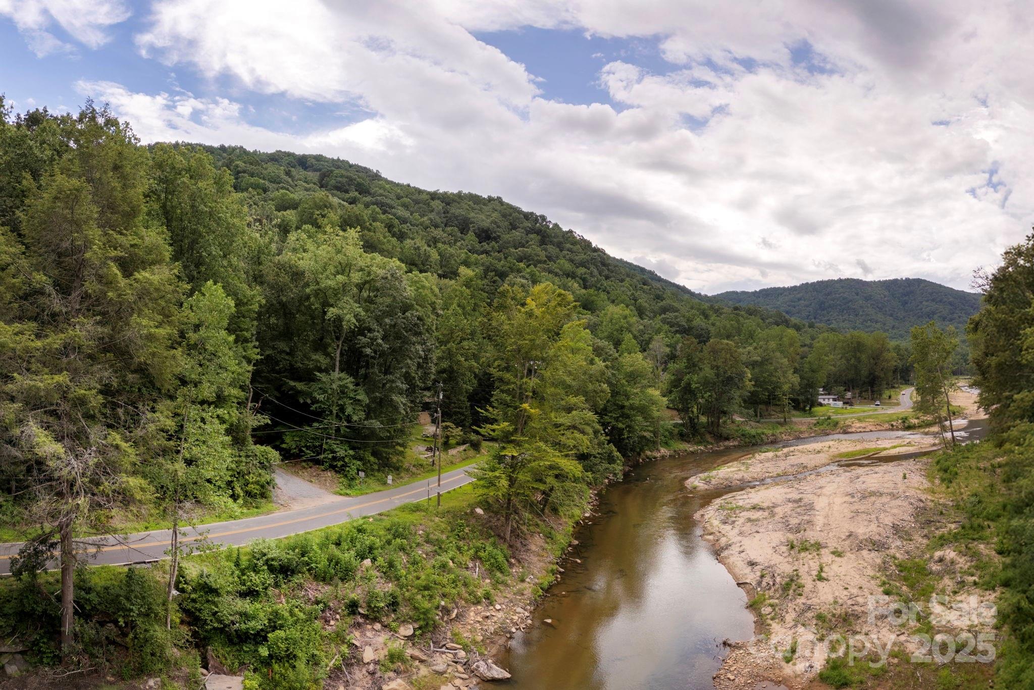 000 Green River Cove Road Saluda NC 28773