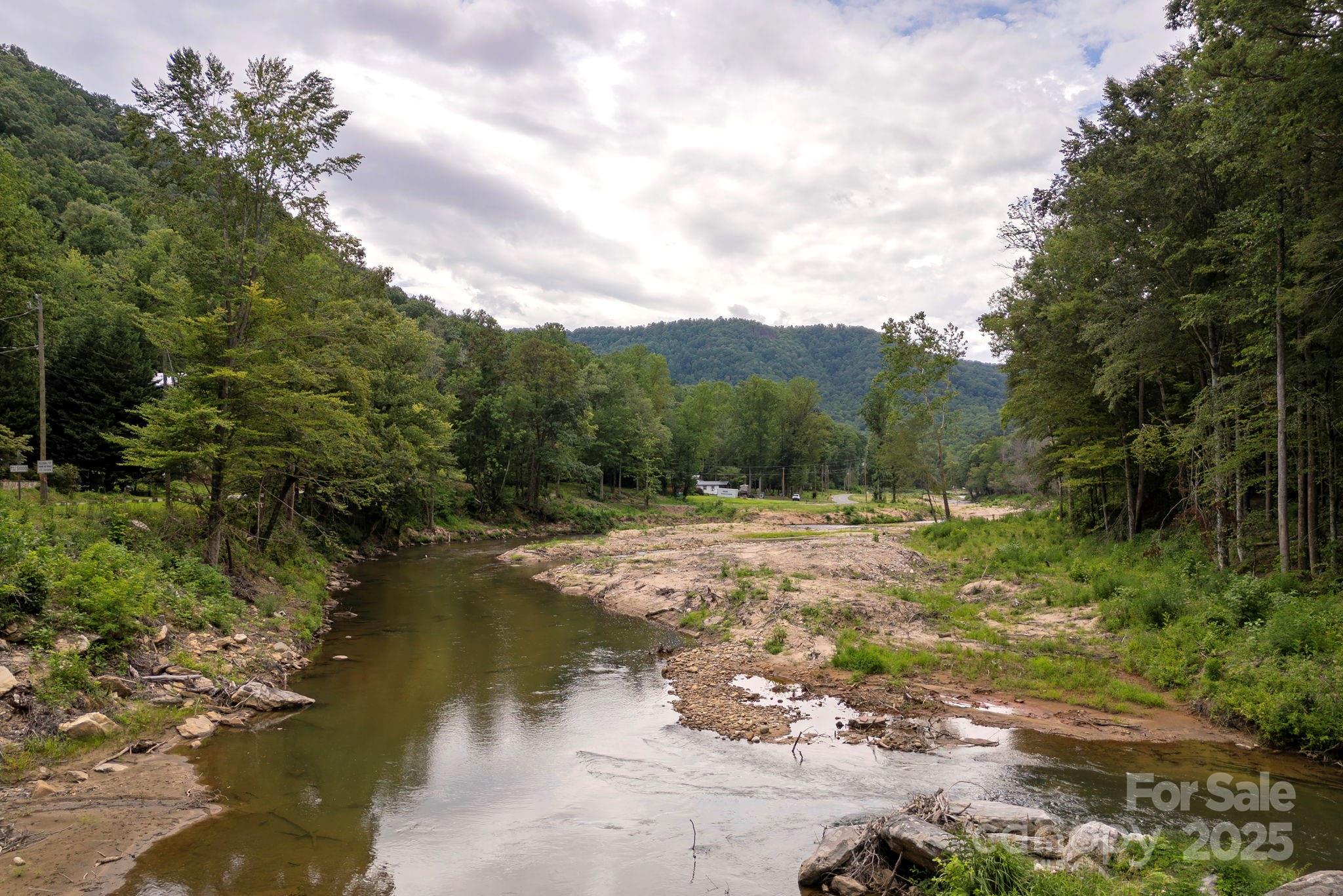 000 Green River Cove Road Saluda NC 28773