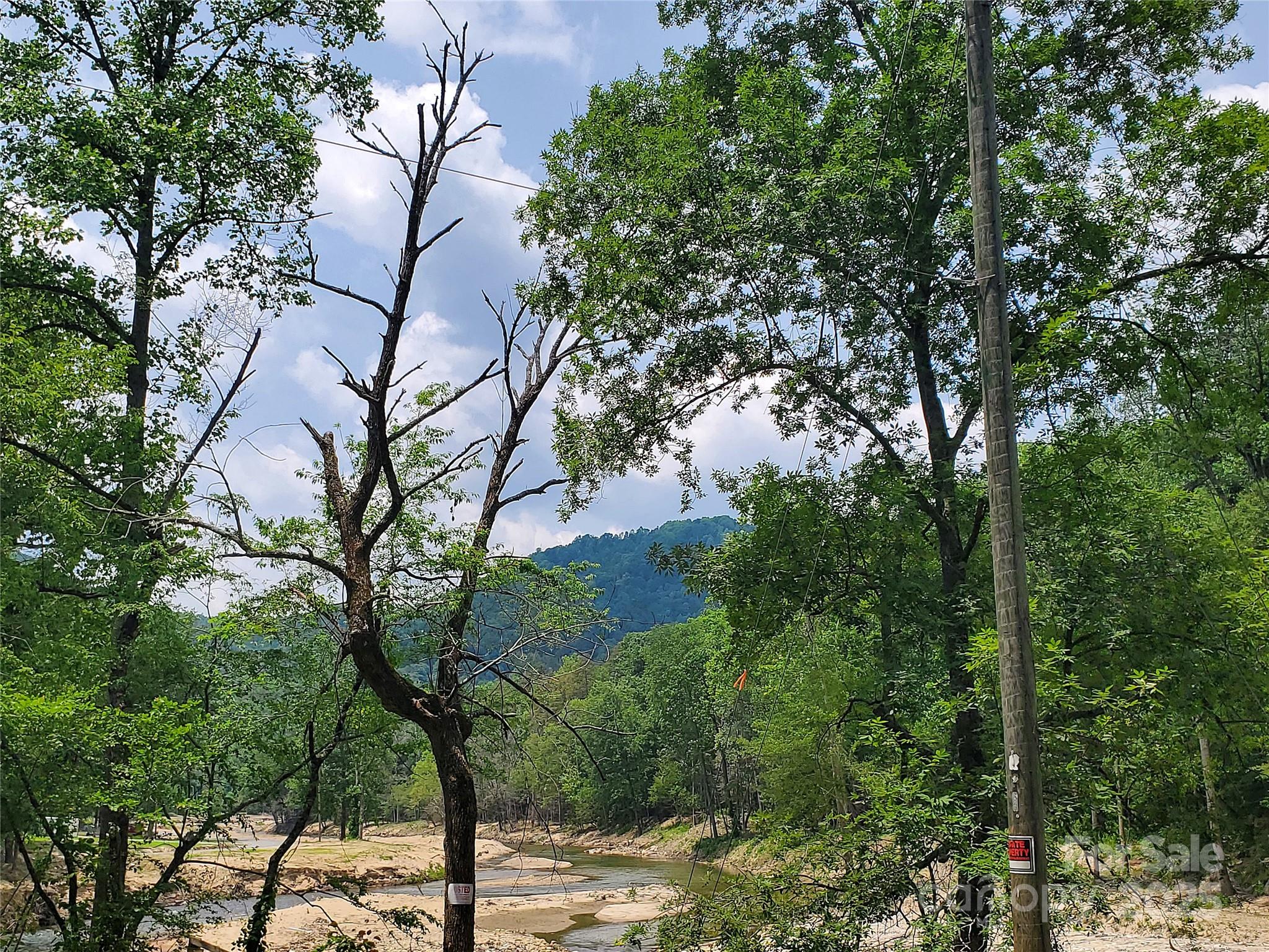 000 Green River Cove Road Saluda NC 28773