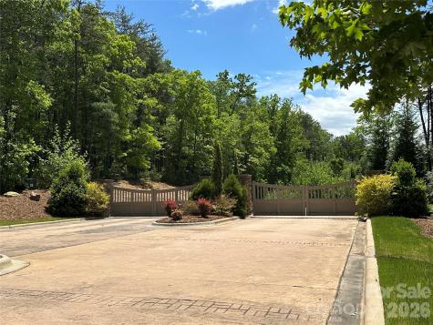 3227 Ella Marie Way Nebo NC 28761