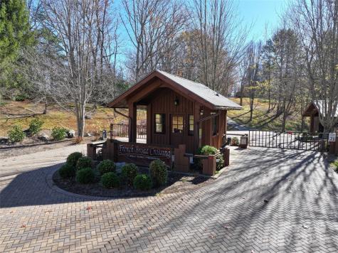 181 Red Fox Trail Marshall NC 28753