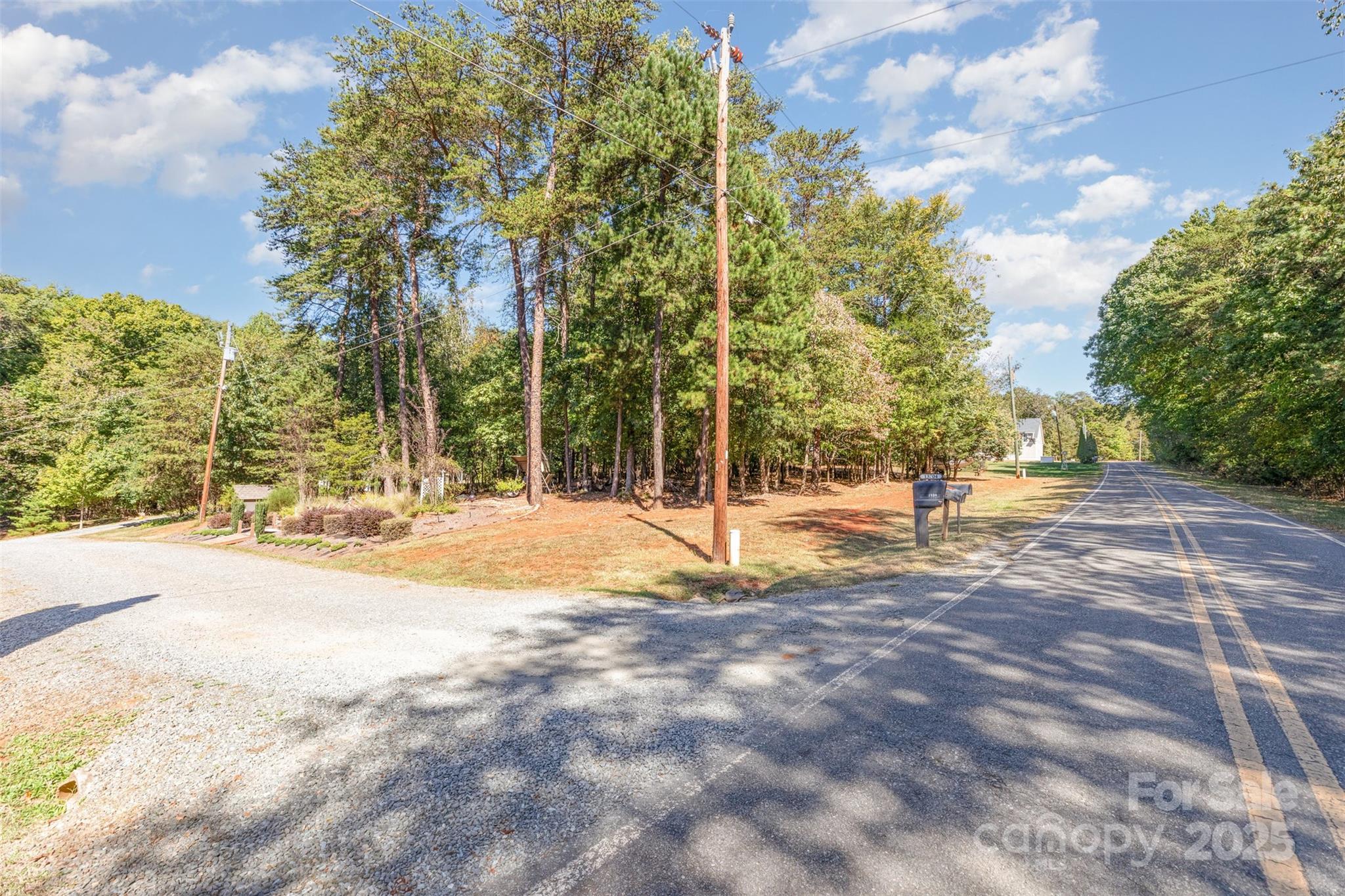 13700 Woody Point Road Charlotte NC 28278