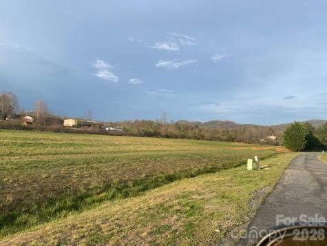 7.33AC Com Chimney Rock Highway Edneyville NC 28792