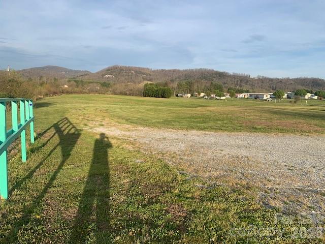 7.33AC Com Chimney Rock Highway Edneyville NC 28792