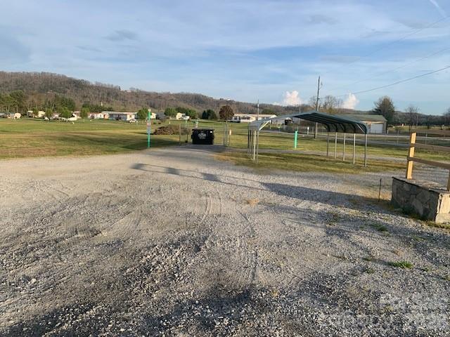 7.33AC Com Chimney Rock Highway Edneyville NC 28792
