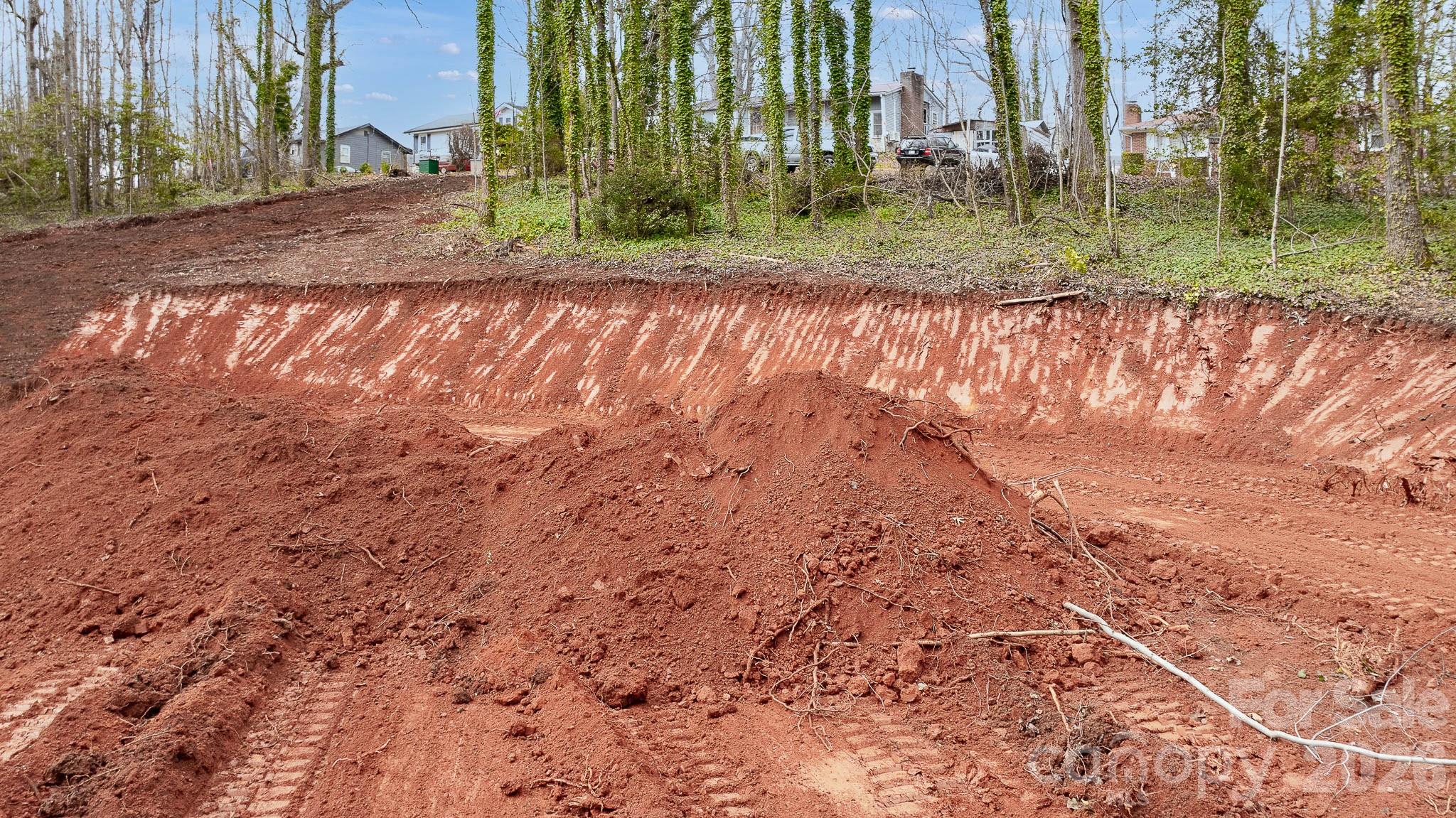 82 Overlook Drive W Marion NC 28752