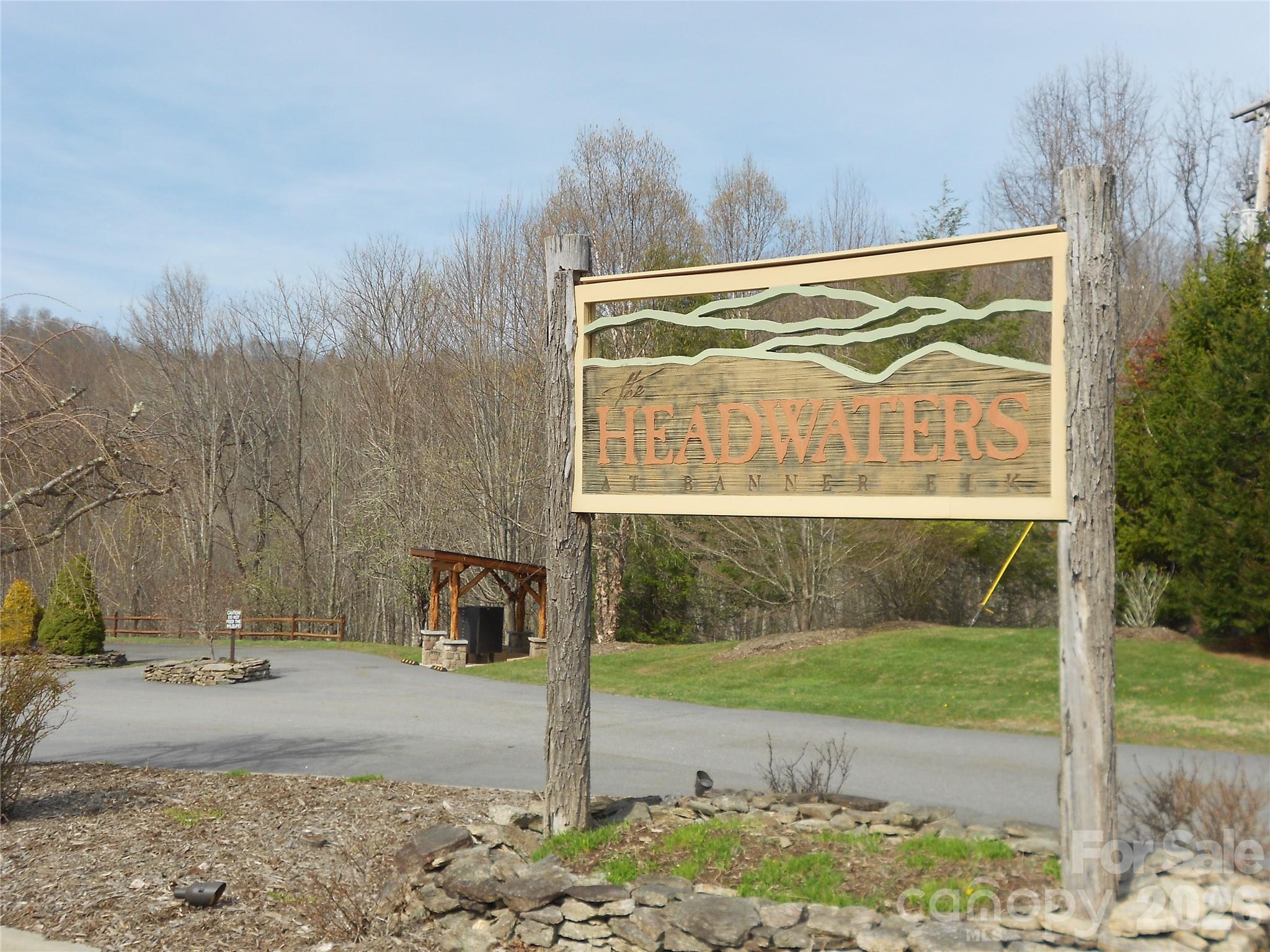 0000 Woodlake Loop Road Elk Park NC 28622