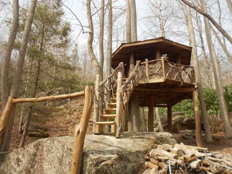 0000 Woodlake Loop Road Elk Park NC 28622