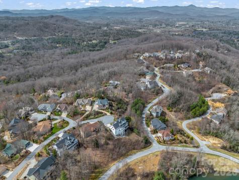 2325 Pommel Road Hendersonville NC 28791
