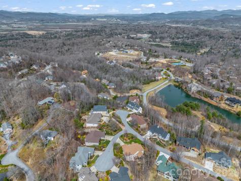 2325 Pommel Road Hendersonville NC 28791
