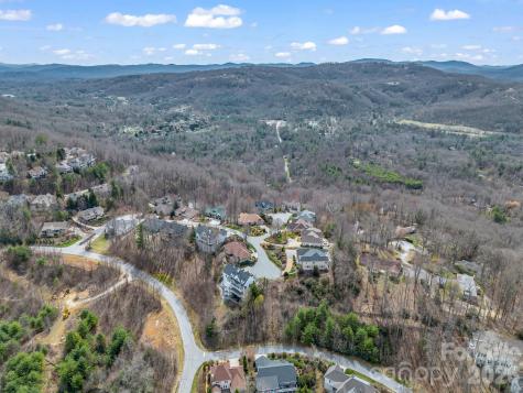 2325 Pommel Road Hendersonville NC 28791