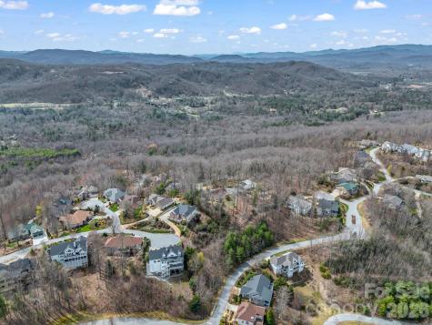 2325 Pommel Road Hendersonville NC 28791