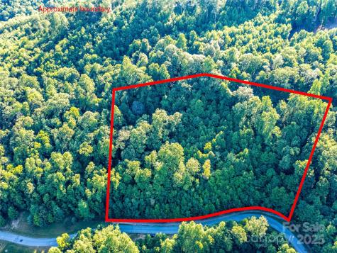 811 Grand Oaks Drive Hendersonville NC 28792