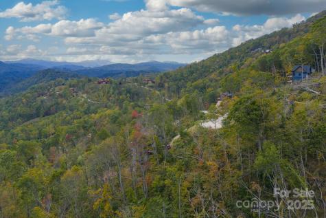 G-66 White Eagle Trail Banner Elk NC 28604