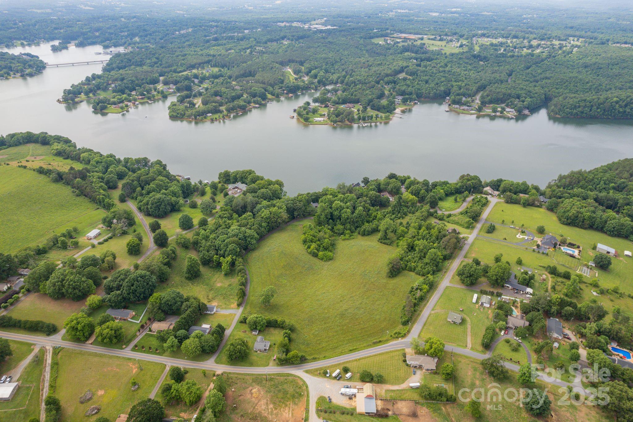 4749 16th Street Drive NE Hickory NC 28601