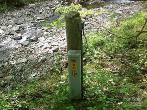 3771 Us Highway 421 Highway N Vilas NC 28692