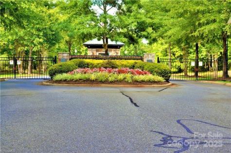 1560 Rocky Cove Lane Denton NC 27239