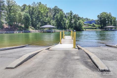 372 Kenway Loop Mooresville NC 28117
