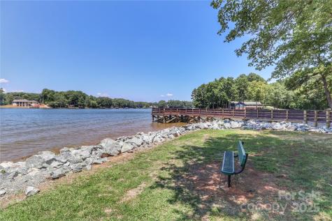 372 Kenway Loop Mooresville NC 28117
