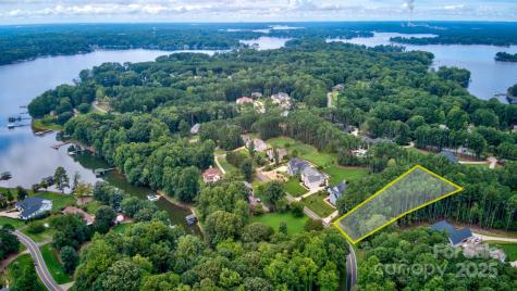 372 Kenway Loop Mooresville NC 28117