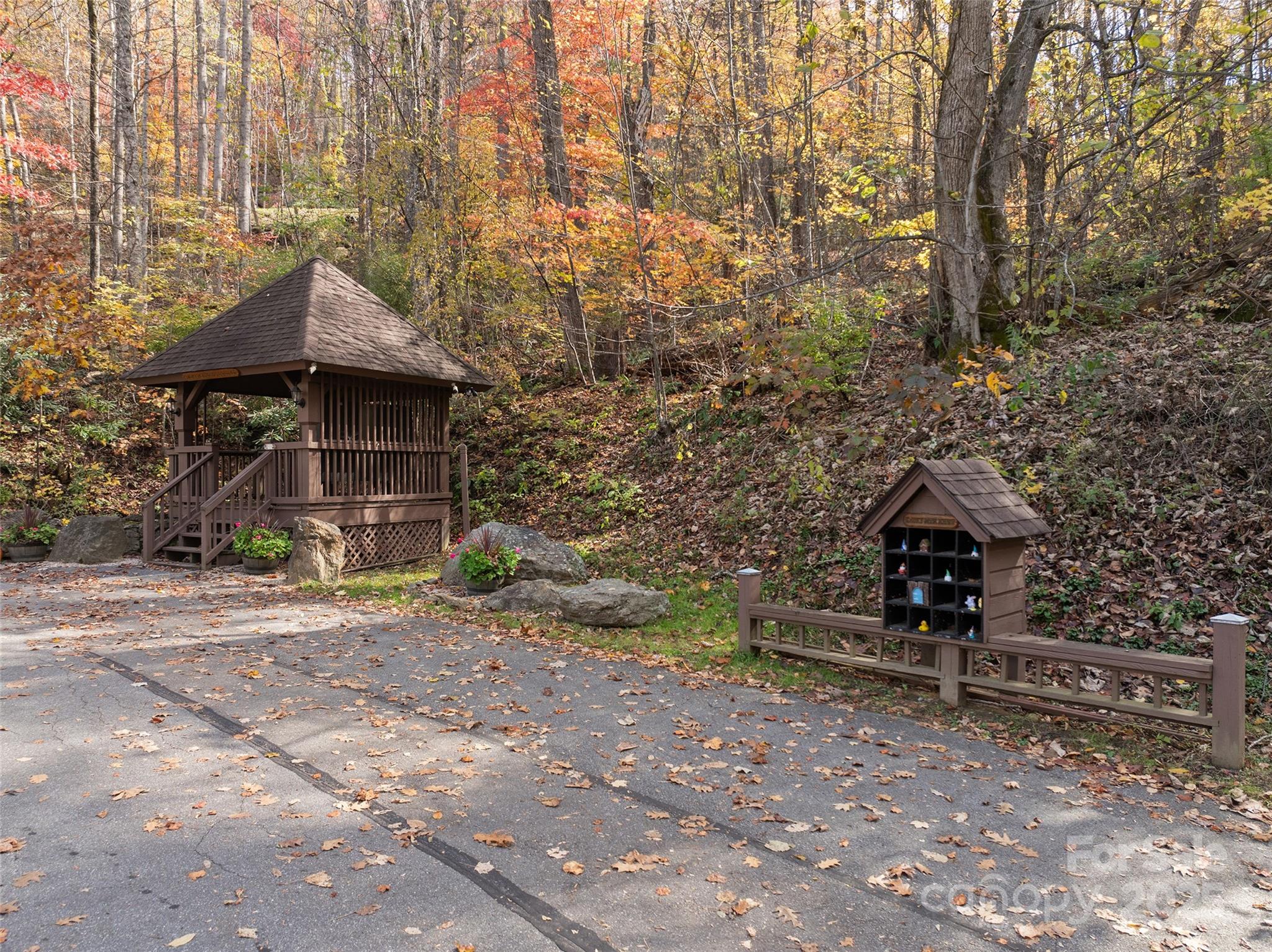 Lot 44 Weatherwatch Drive Waynesville NC 28786