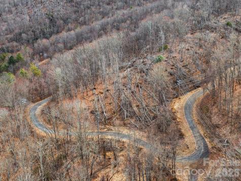 99999 Winterberry Road Burnsville NC 28714