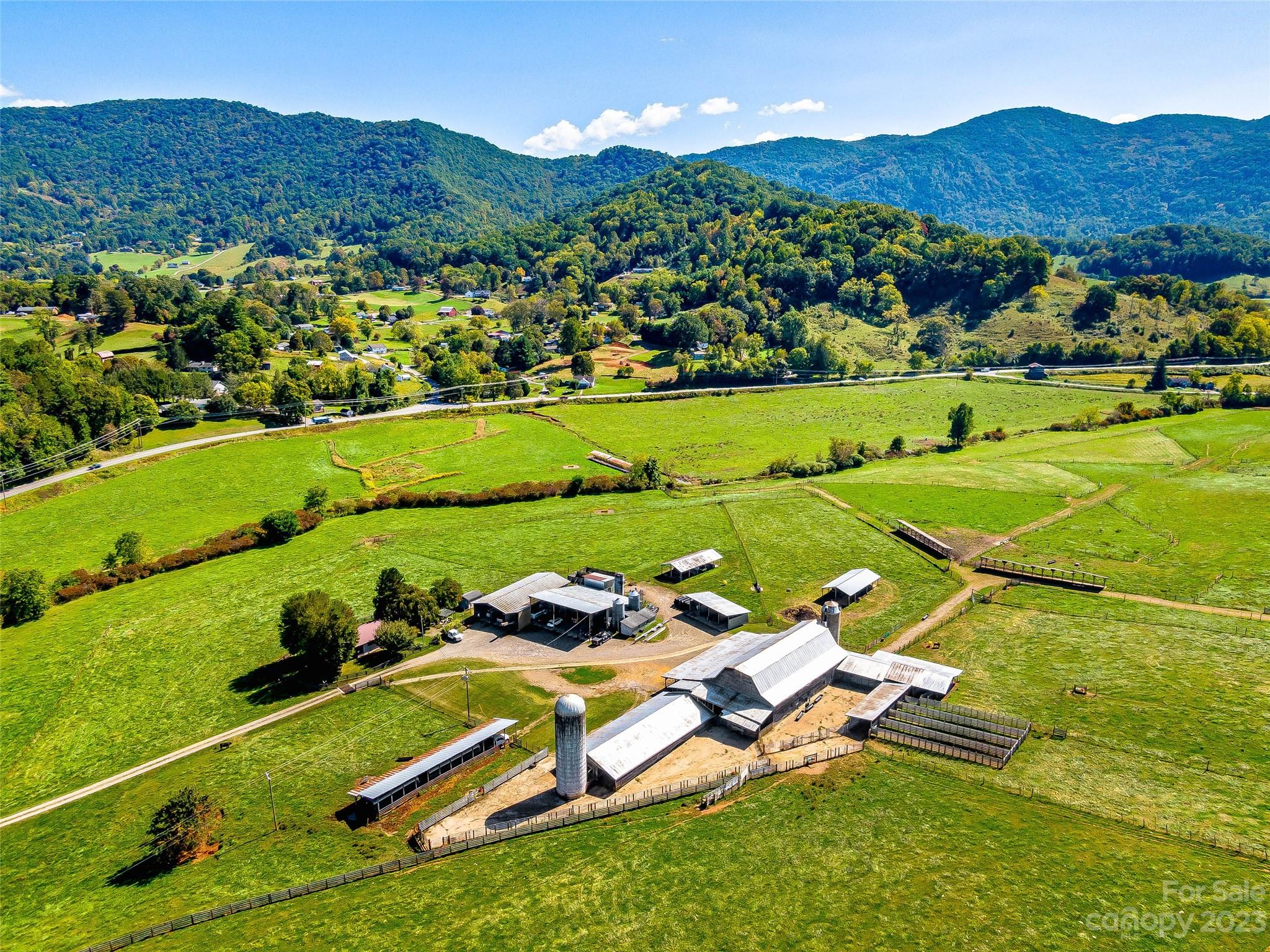 192 Ratcliff Cove Road Waynesville NC 28786