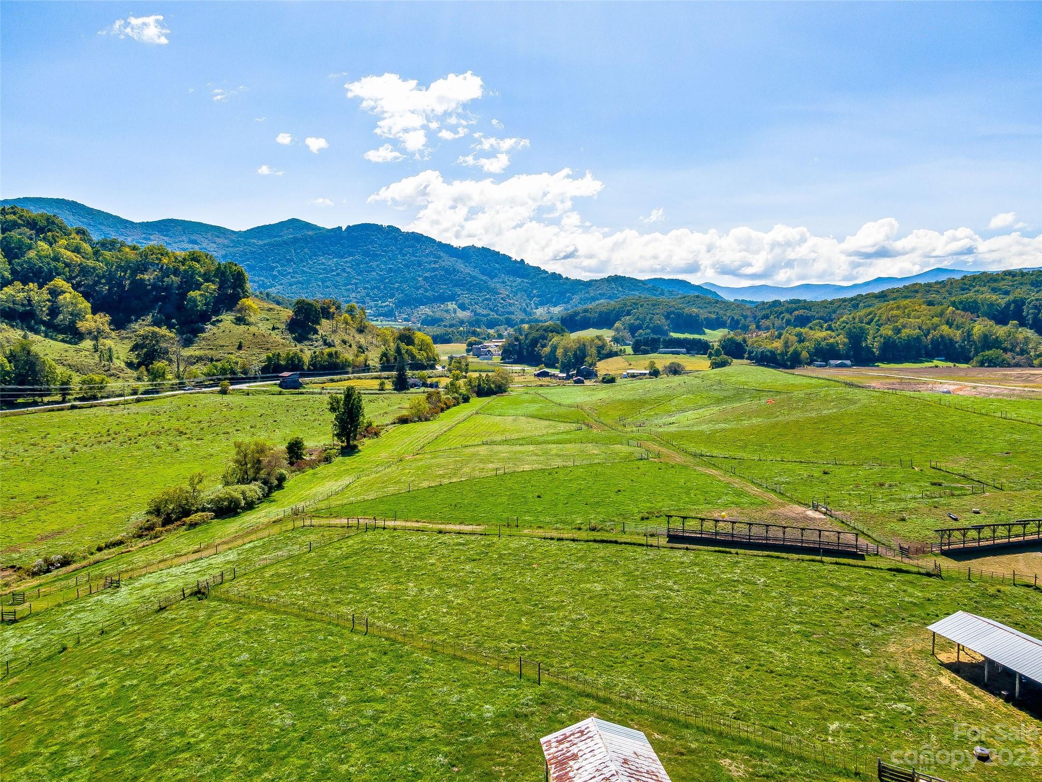 192 Ratcliff Cove Road Waynesville NC 28786