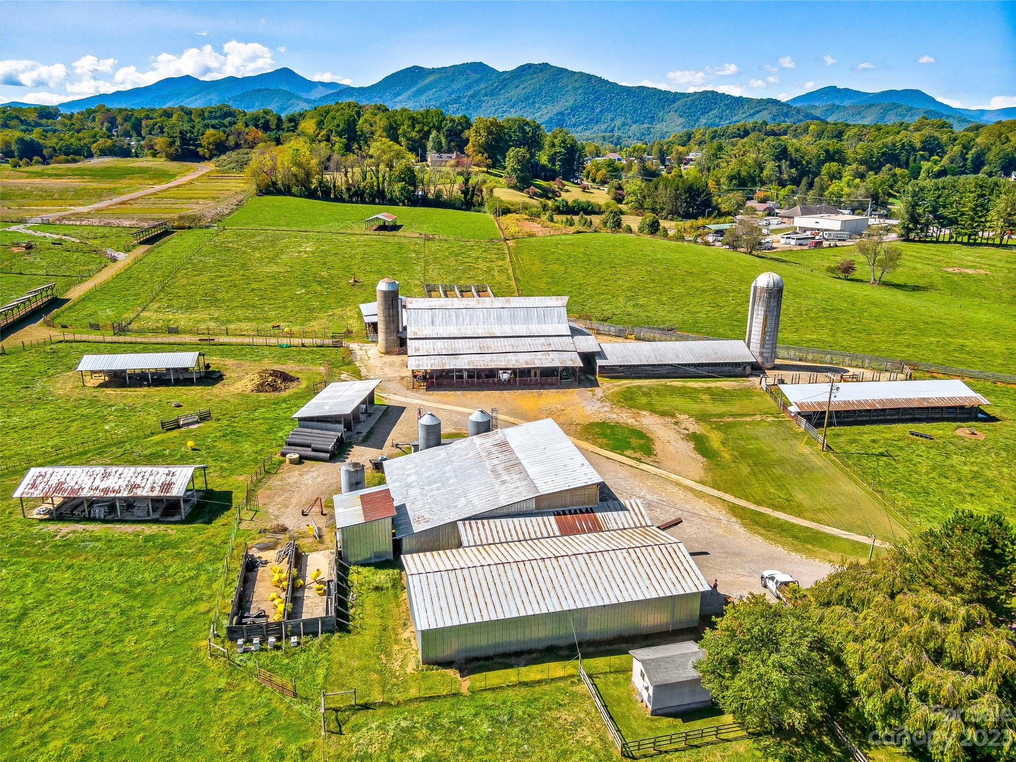 192 Ratcliff Cove Road Waynesville NC 28786