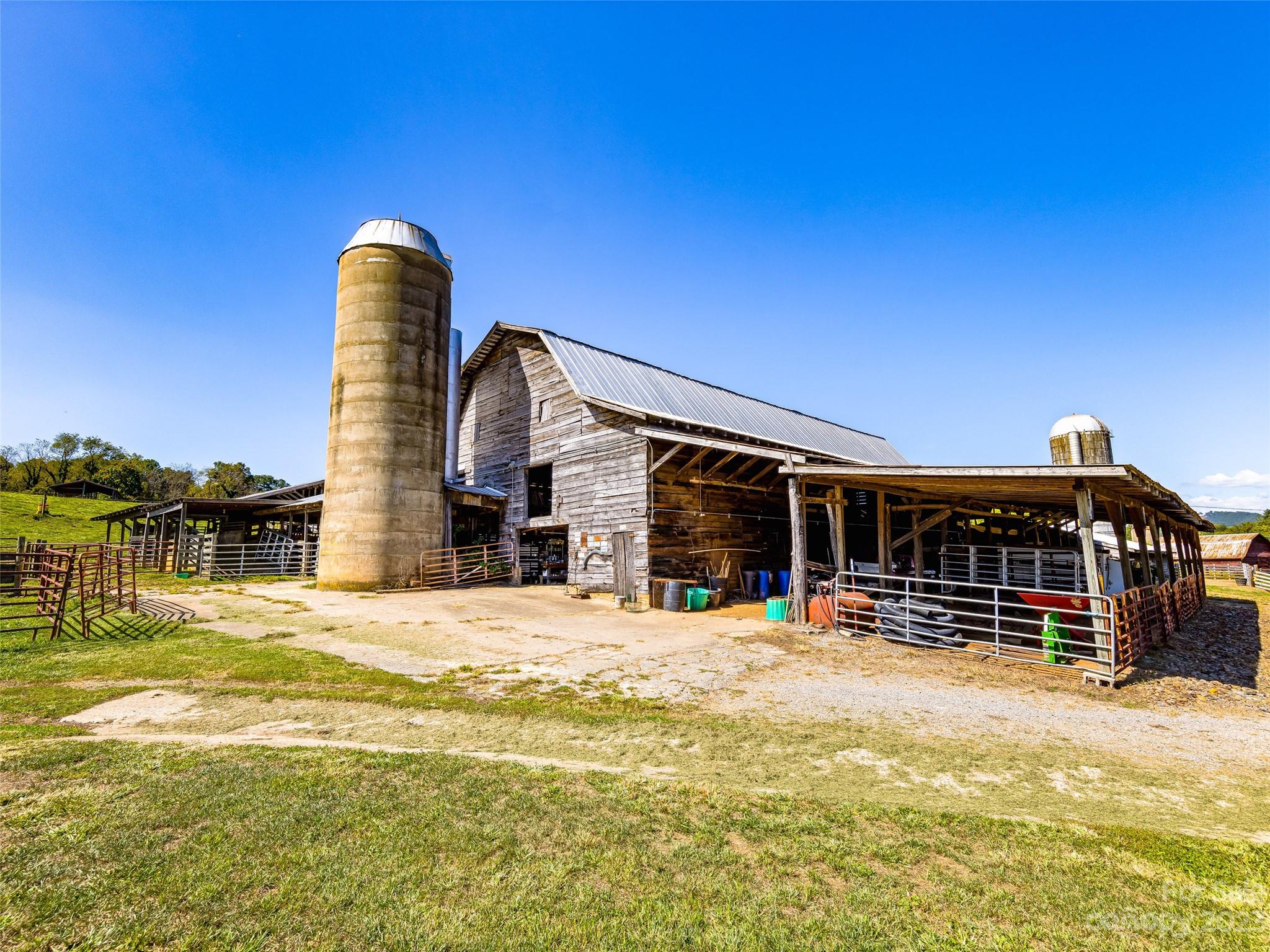 192 Ratcliff Cove Road Waynesville NC 28786