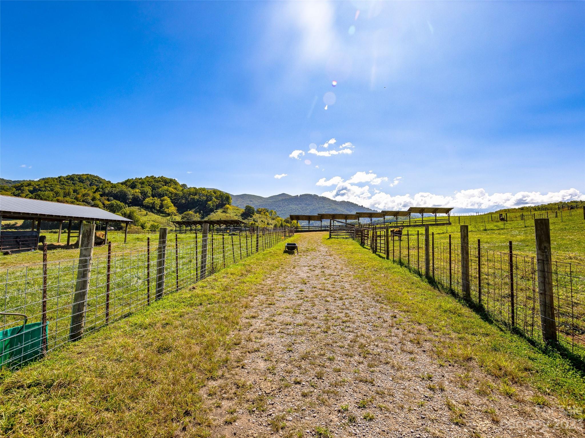 192 Ratcliff Cove Road Waynesville NC 28786
