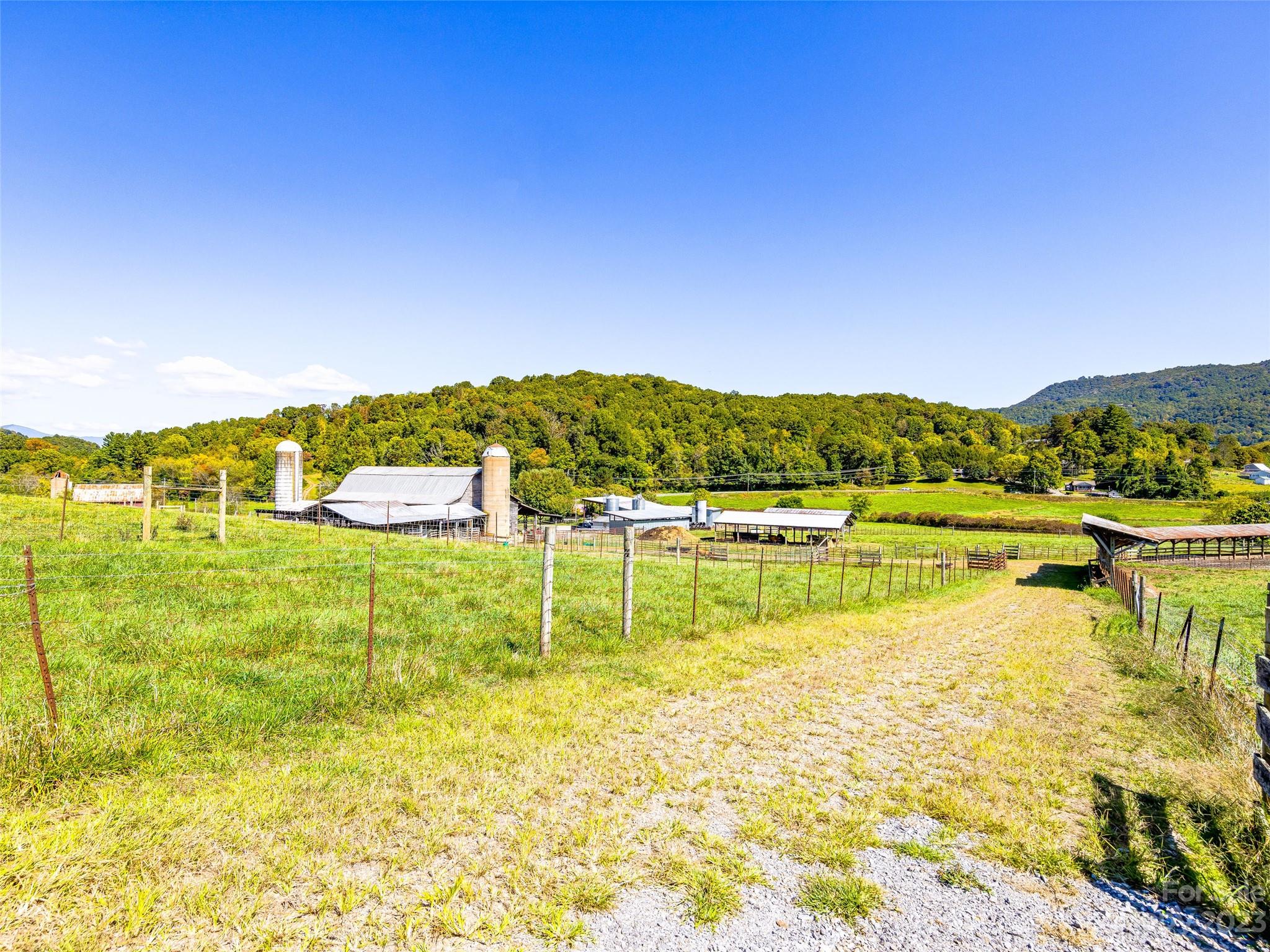 192 Ratcliff Cove Road Waynesville NC 28786