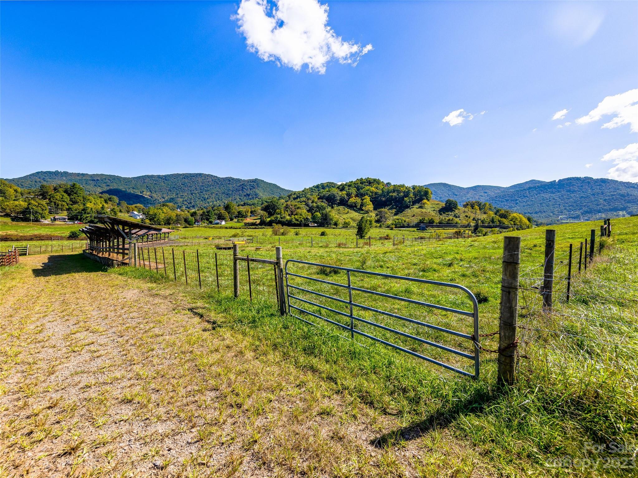 192 Ratcliff Cove Road Waynesville NC 28786