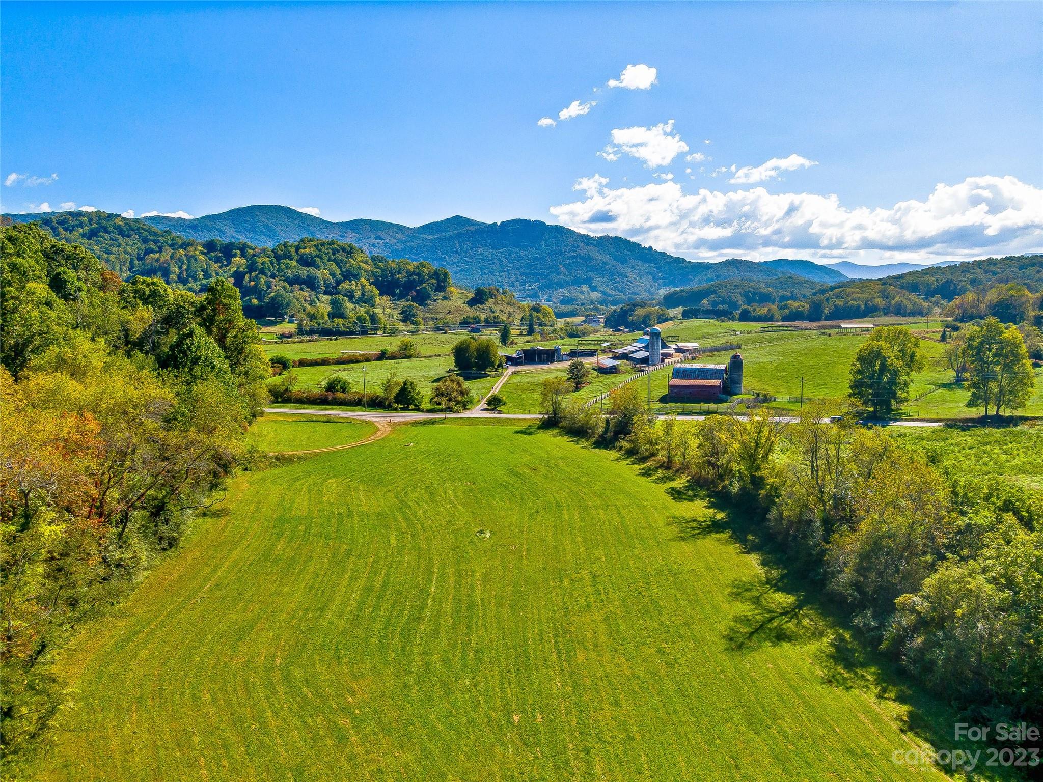 192 Ratcliff Cove Road Waynesville NC 28786