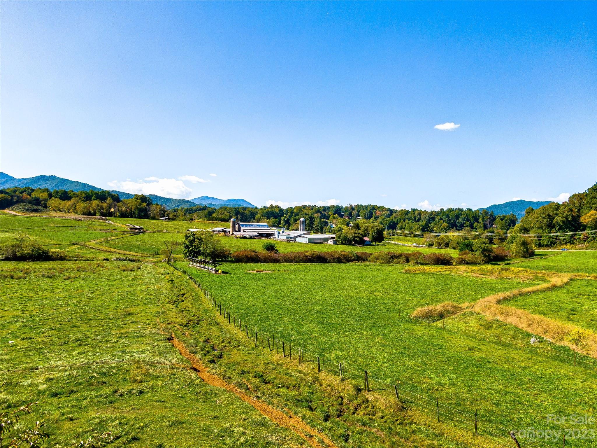 192 Ratcliff Cove Road Waynesville NC 28786