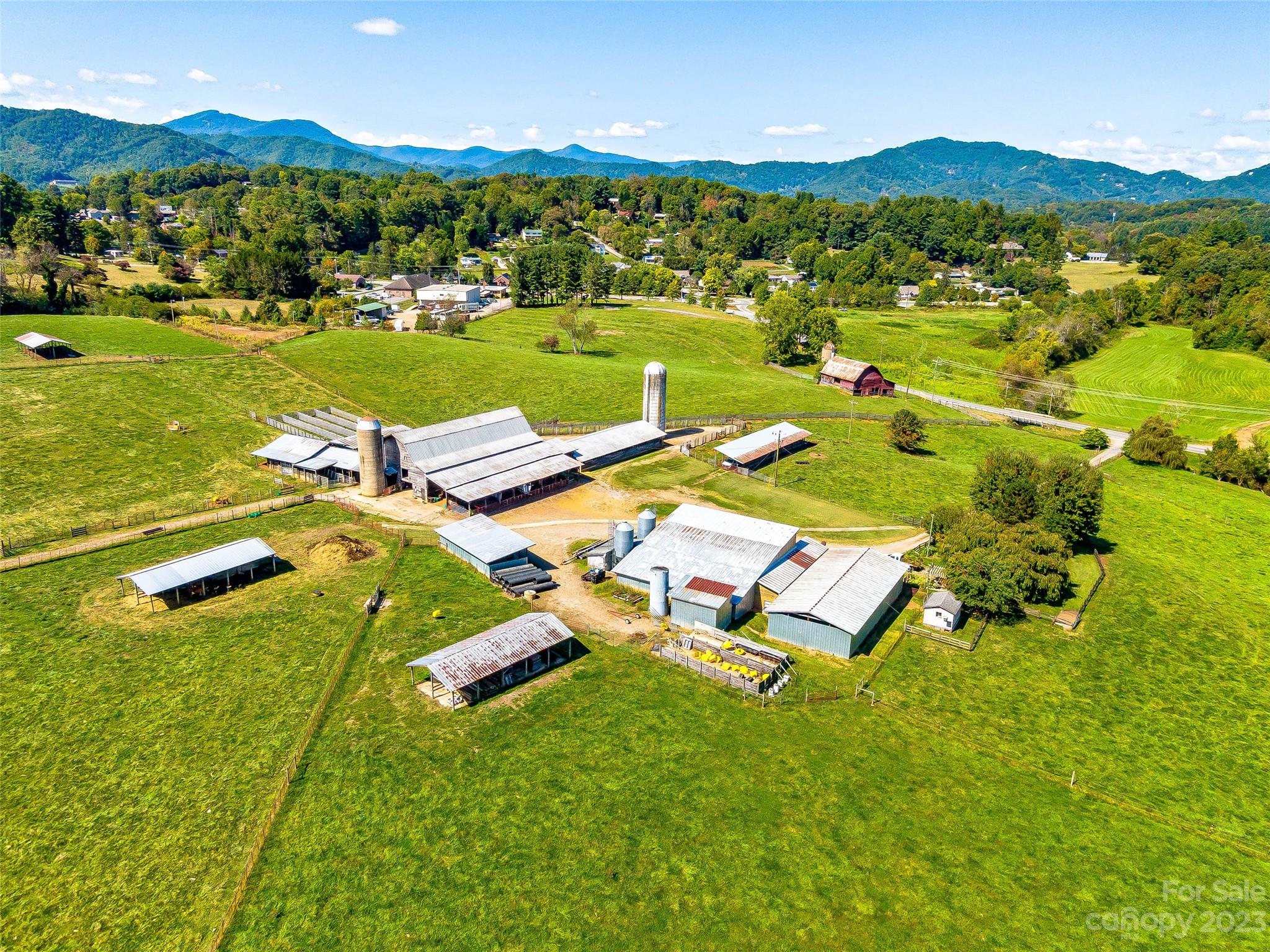 192 Ratcliff Cove Road Waynesville NC 28786