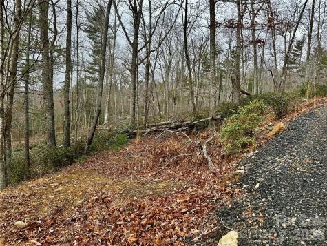 000 Orchard View Trail Spruce Pine NC 28777