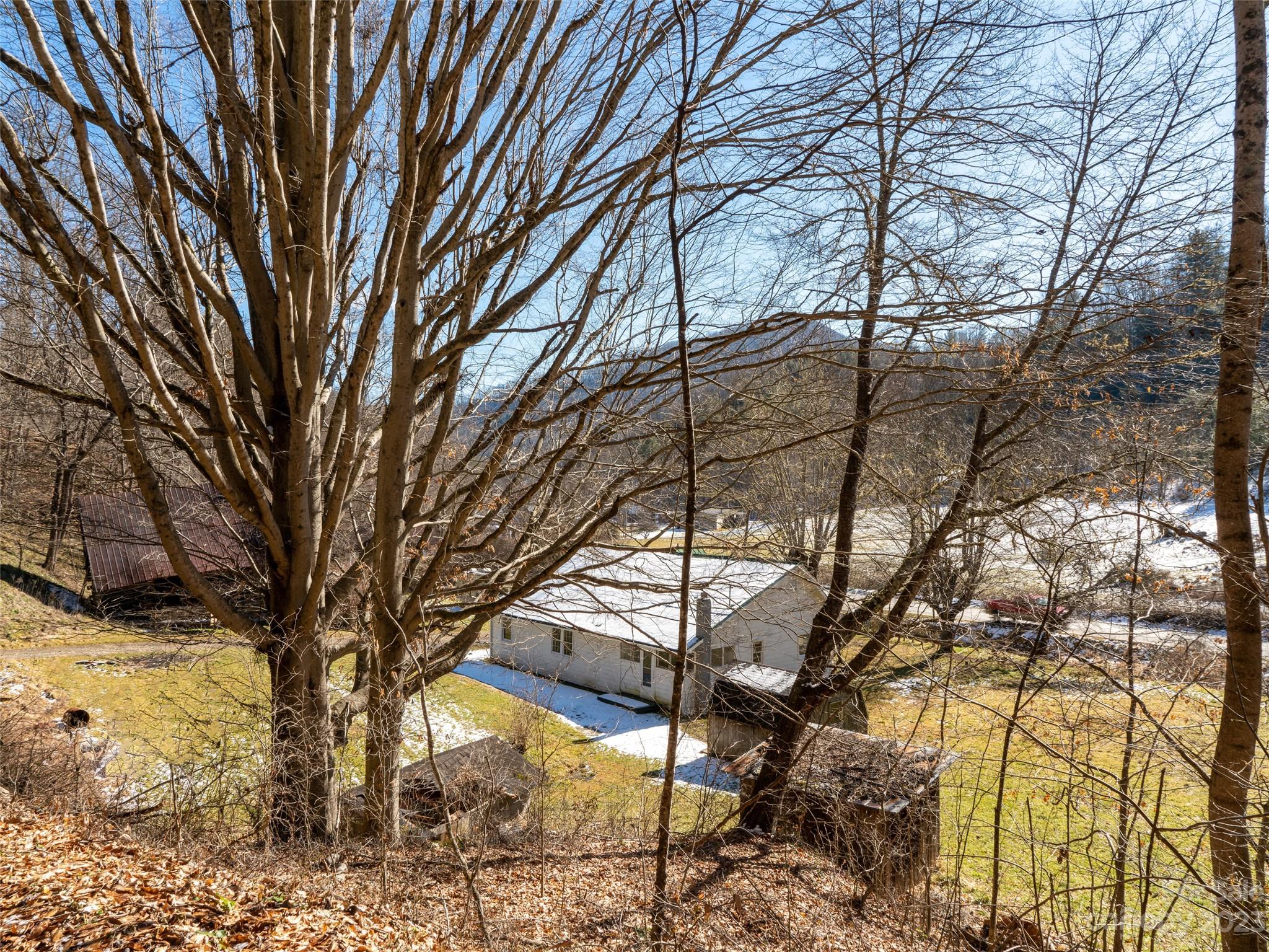 17 Mcpeters Lane Burnsville NC 28714