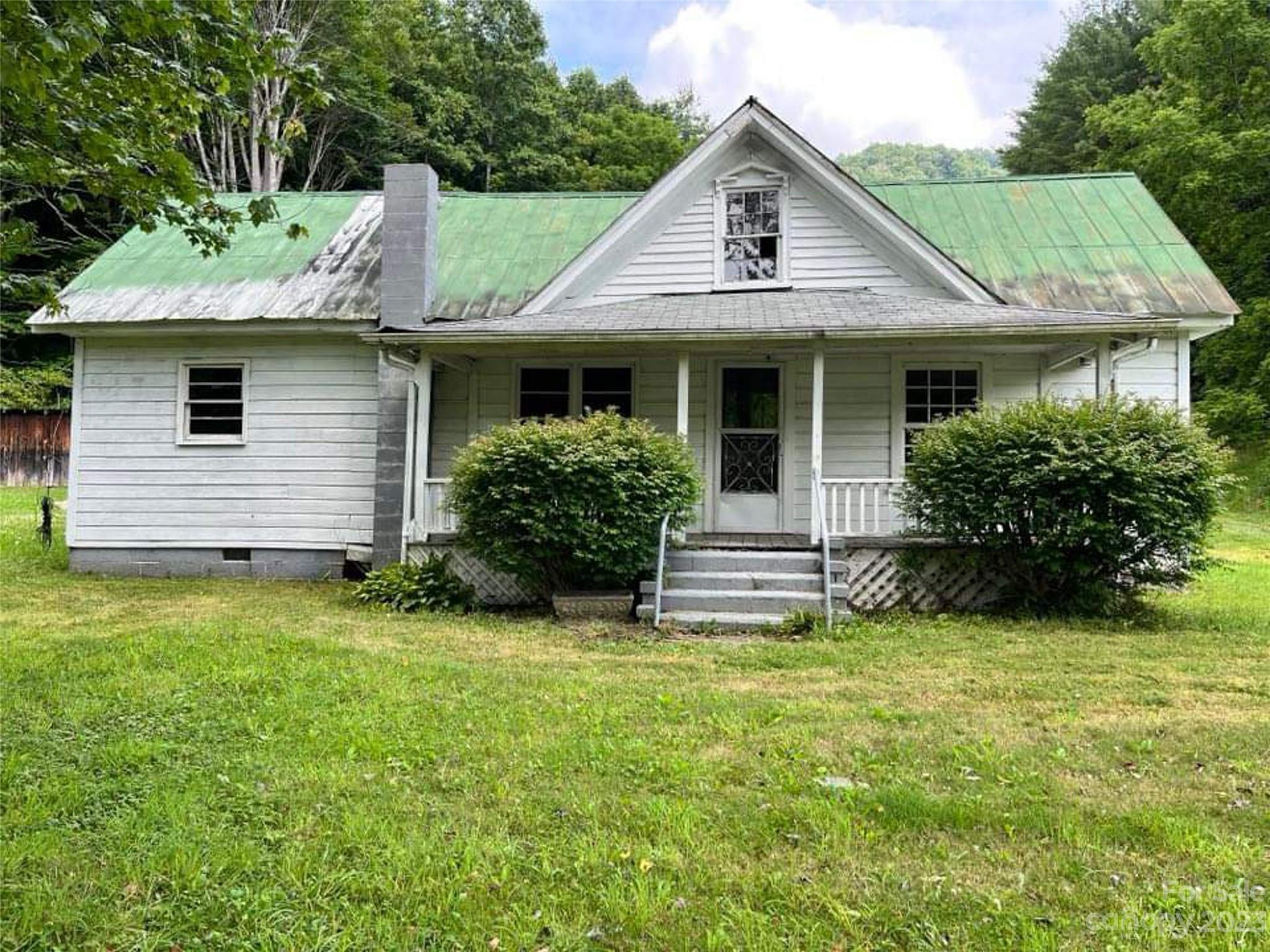 17 Mcpeters Lane Burnsville NC 28714