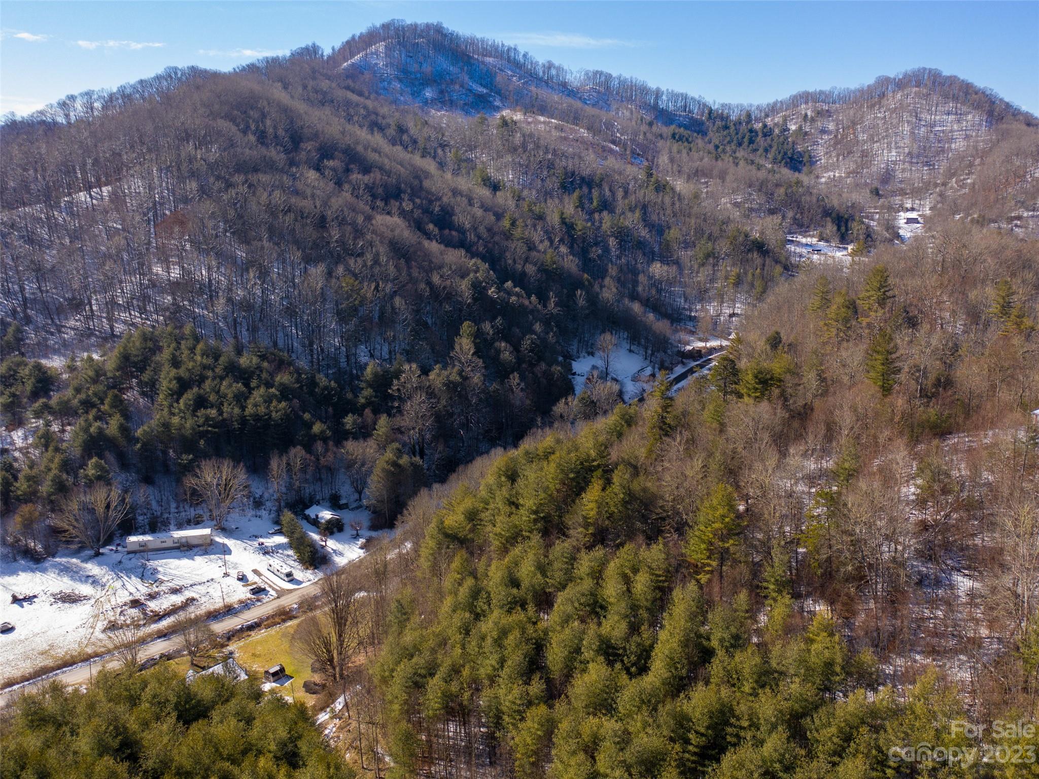 17 Mcpeters Lane Burnsville NC 28714