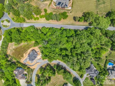 65 Bradford Vistas Vista Fletcher NC 28732
