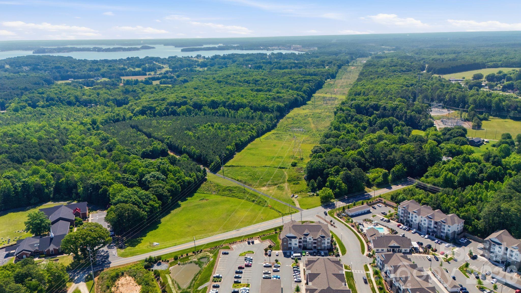 274/294 N Pilot Knob Road Denver NC 28037