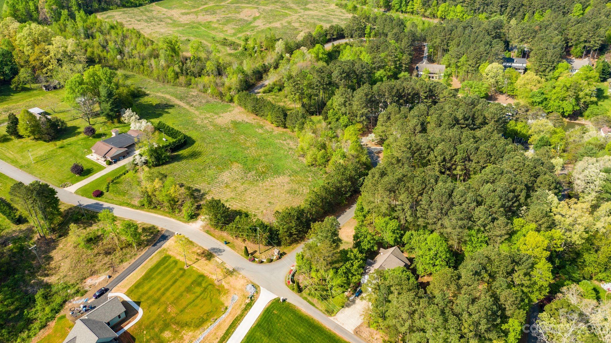 1320 Misty Lane Hickory NC 28601
