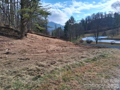99999 Big Rock Creek Drive Bakersville NC 28705